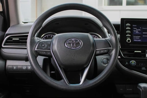 Седан Toyota Camry 2021 года, 2849000 рублей, Ярославль