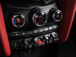 Хетчбэк MINI John Cooper Works 2019 года, 3350000 рублей, Краснодар