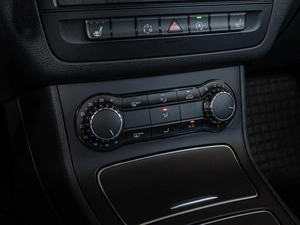 Хетчбэк Mercedes-benz B-класс 2015 года, 1345500 рублей, Краснодар