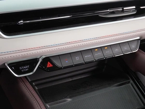 Внедорожник Geely Monjaro 2024 года, 3990000 рублей, Воронеж