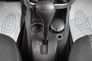 Седан Renault Logan 2010 года, 599000 рублей, Тюмень