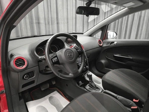 Хетчбэк Opel Corsa 2011 года, 679000 рублей, Красноярск