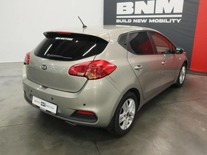 Хэтчбек Kia Ceed 2014 года, 1250000 рублей, Курск