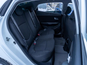 Седан Kia Rio 2014 года, 949000 рублей, Саратов