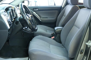 Хетчбэк Toyota Matrix 2005 года, 599000 рублей, Омск