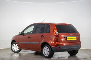 Хетчбэк Ford Fiesta 2008 года, 269000 рублей, Оренбург