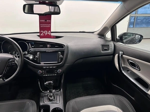 Универсал Kia Ceed 2017 года, 1299000 рублей, Красноярск
