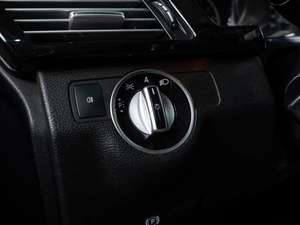 Седан Mercedes-benz E-класс 2011 года, 1650000 рублей, Волгоград