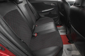 Седан Toyota Corolla 2012 года, 999000 рублей, Барнаул