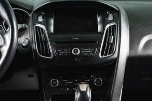 Седан Ford Focus 2019 года, 1389000 рублей, Сургут