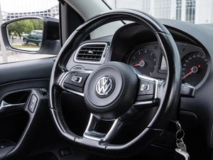 Седан Volkswagen Polo 2020 года, 1299000 рублей, Волгоград