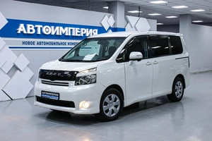 Минивэн Toyota Voxy 2008 года, 1198000 рублей, Солонцы
