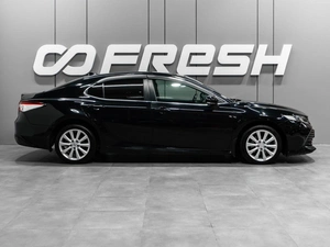 Седан Toyota Camry 2018 года, 2149000 рублей, Тюмень