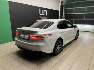 Седан Toyota Camry 2022 года, 3600000 рублей, Красноярск