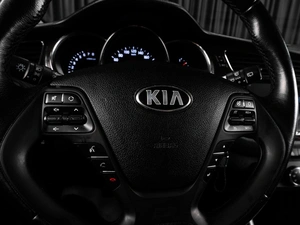 Хетчбэк Kia Ceed 2014 года, 919000 рублей, Тюмень