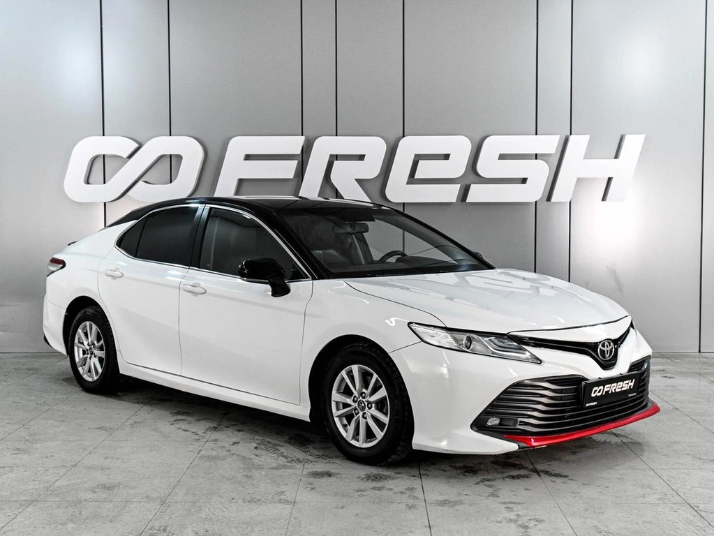 Седан Toyota Camry 2019 года, 1939000 рублей, Аксай
