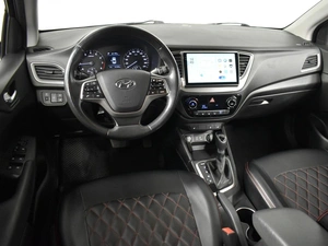 Седан Hyundai Solaris 2017 года, 1285900 рублей, Казань