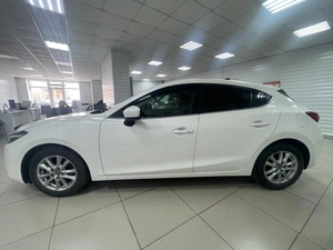 Хетчбэк Mazda Axela 2018 года, 1359000 рублей, Ачинск