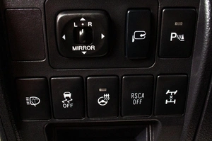 Внедорожник Toyota Land Cruiser 2012 года, 3299000 рублей, Сургут