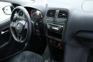 Седан Volkswagen Polo 2018 года, 768000 рублей, Солонцы