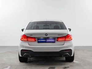 Седан BMW 5 серия 2017 года, 3994444 рублей, Москва