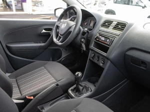 Седан Volkswagen Polo 2018 года, 1289000 рублей, Петрозаводск