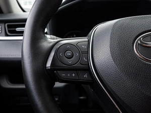 Внедорожник Toyota RAV4 2021 года, 3300000 рублей, Краснодар