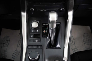 Внедорожник Lexus NX 2015 года, 2889000 рублей, Пермь