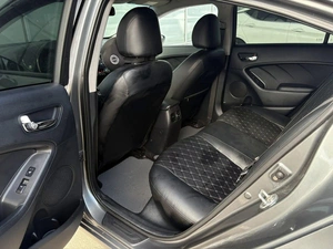 Седан Kia Cerato 2014 года, 1200000 рублей, Брянск