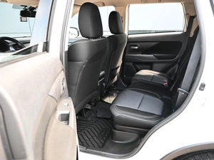 Внедорожник Mitsubishi Outlander 2021 года, 1999000 рублей, Кирилловка