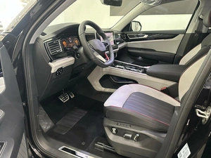 Внедорожник Volkswagen Teramont 2025 года, 5299000 рублей, Новосибирск