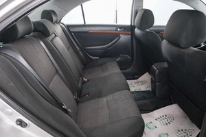 Седан Toyota Avensis 2008 года, 949000 рублей, Красноярск