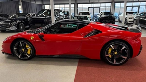 Купе Ferrari SF90 Stradale 2021 года, 33990000 рублей, Павловская Слобода