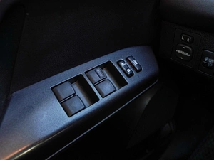 Внедорожник Toyota RAV4 2016 года, 2279000 рублей, Волгоград