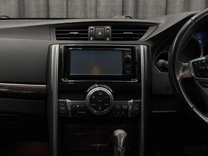 Седан Toyota Mark X 2017 года, 1950000 рублей, Красноярск