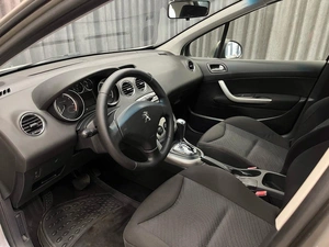 Хетчбэк Peugeot 308 2012 года, 499000 рублей, Красноярск