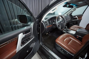 Внедорожник Toyota Land Cruiser 2016 года, 7000000 рублей, Красноярск