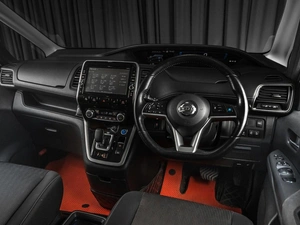 Минивэн Nissan Serena 2018 года, 2489000 рублей, Тюмень