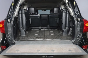 Внедорожник Toyota Land Cruiser 2015 года, 5649000 рублей, Новосибирск