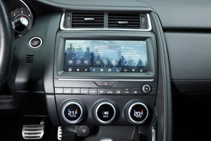 Внедорожник Jaguar E-Pace 2019 года, 2699000 рублей, Красноярск
