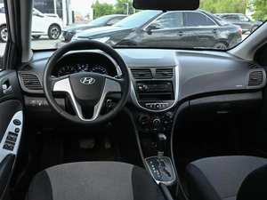 Седан Hyundai Solaris 2014 года, 999000 рублей, Волгоград