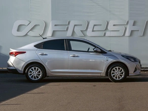 Седан Hyundai Solaris 2021 года, 1680000 рублей, Волгоград