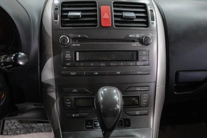 Хетчбэк Toyota Auris 2007 года, 759000 рублей, Новокузнецк