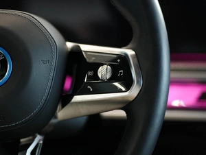 Седан BMW i7 2022 года, 13000000 рублей, Омск