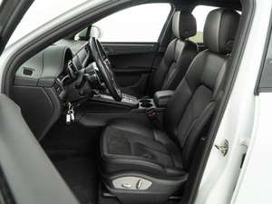 Внедорожник Porsche Macan 2018 года, 3893055 рублей, Москва