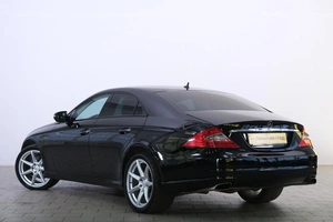 Седан Mercedes-benz CLS-класс 2010 года, 2449000 рублей, Омск