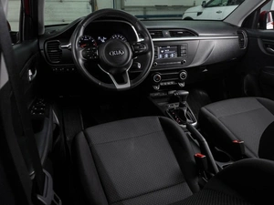 Седан Kia Rio 2021 года, 1799000 рублей, Воронеж