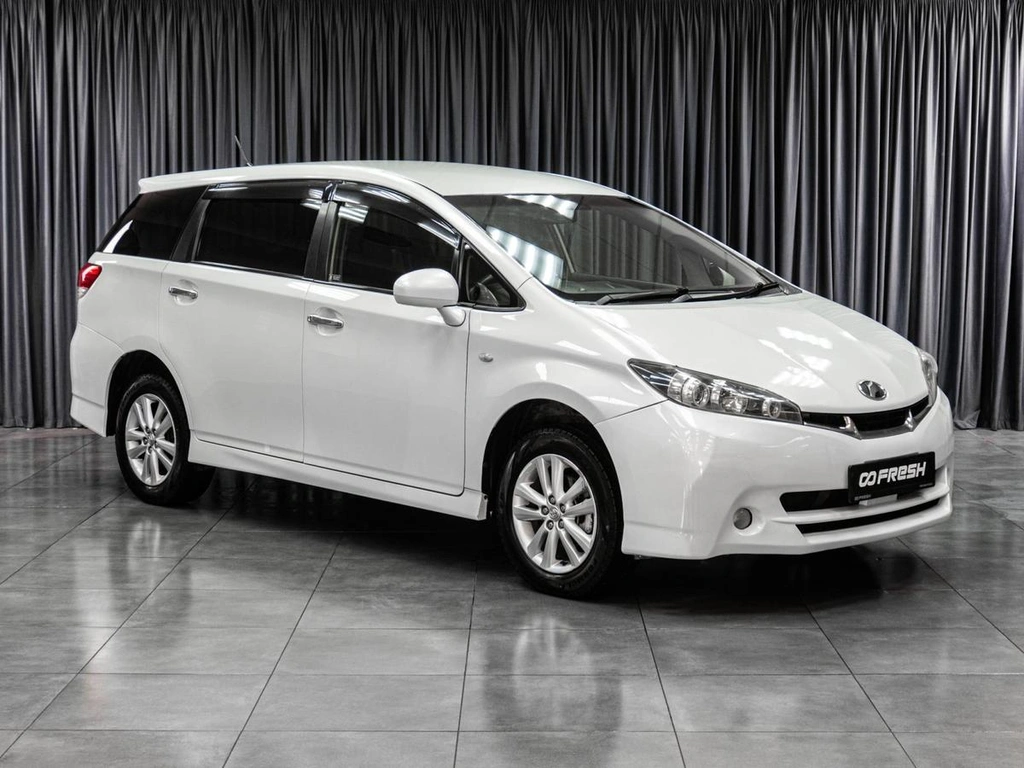 Минивэн Toyota Wish 2011 года, 1049000 рублей, Тюмень