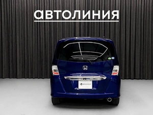 Минивэн Honda Freed 2013 года, 1090000 рублей, Красноярск