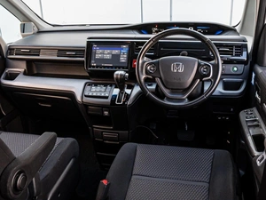 Минивэн Honda Stepwgn Spada 2015 года, 2020000 рублей, Краснодар